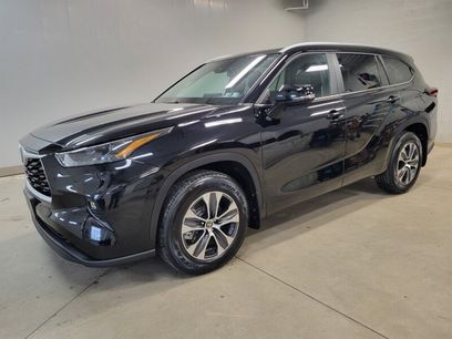 Used 2024 Toyota Highlander XLE
