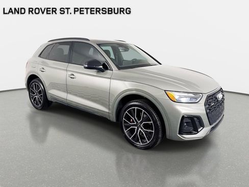 Used 2023 Audi SQ5 Premium Plus w/ Premium Plus Package AWD/4WD image 4