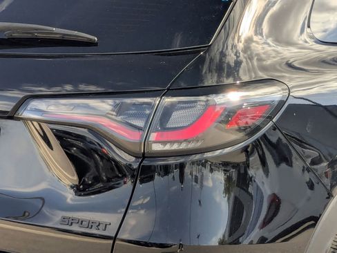 Used 2024 Honda HR-V Sport image 13