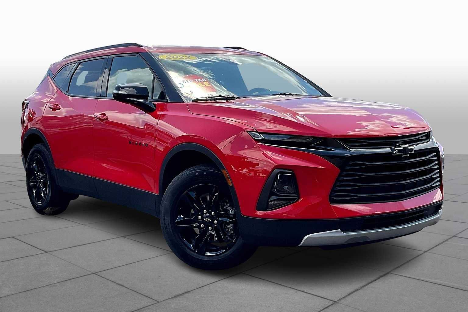 Used 2022 Chevrolet Blazer LT w/ Midnight/Sport Edition FWD image 3