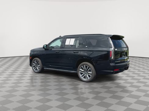 Certified 2022 Cadillac Escalade Sport w/ LPO, Floor Liner Package AWD/4WD image 6