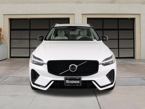Used 2024 Volvo XC60 T8 Ultimate w/ Protection Package Premier AWD/4WD image 6