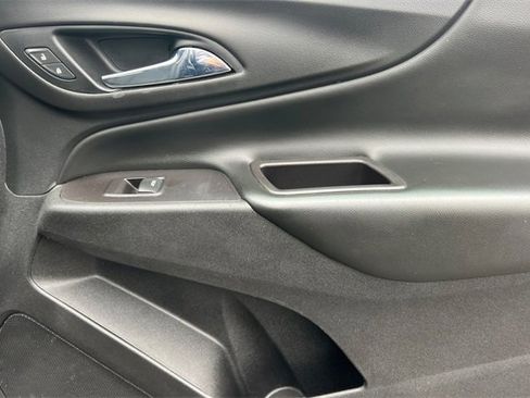 Used 2022 Chevrolet Equinox LT image 22