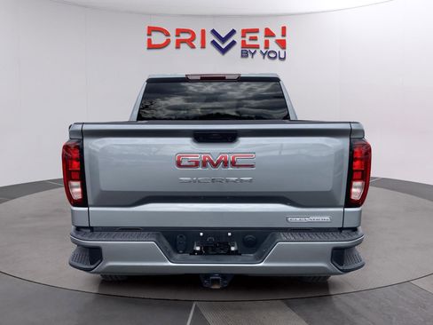 New 2026 GMC Sierra 1500 Elevation image 4