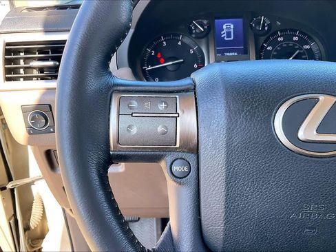 Used 2016 Lexus GX 460 image 20