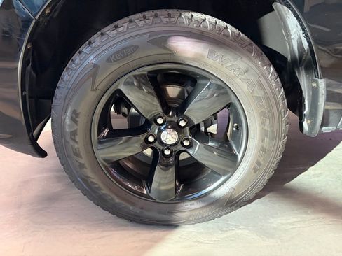 Used 2014 RAM 1500 Express w/ Black Ram 1500 Express Group image 16