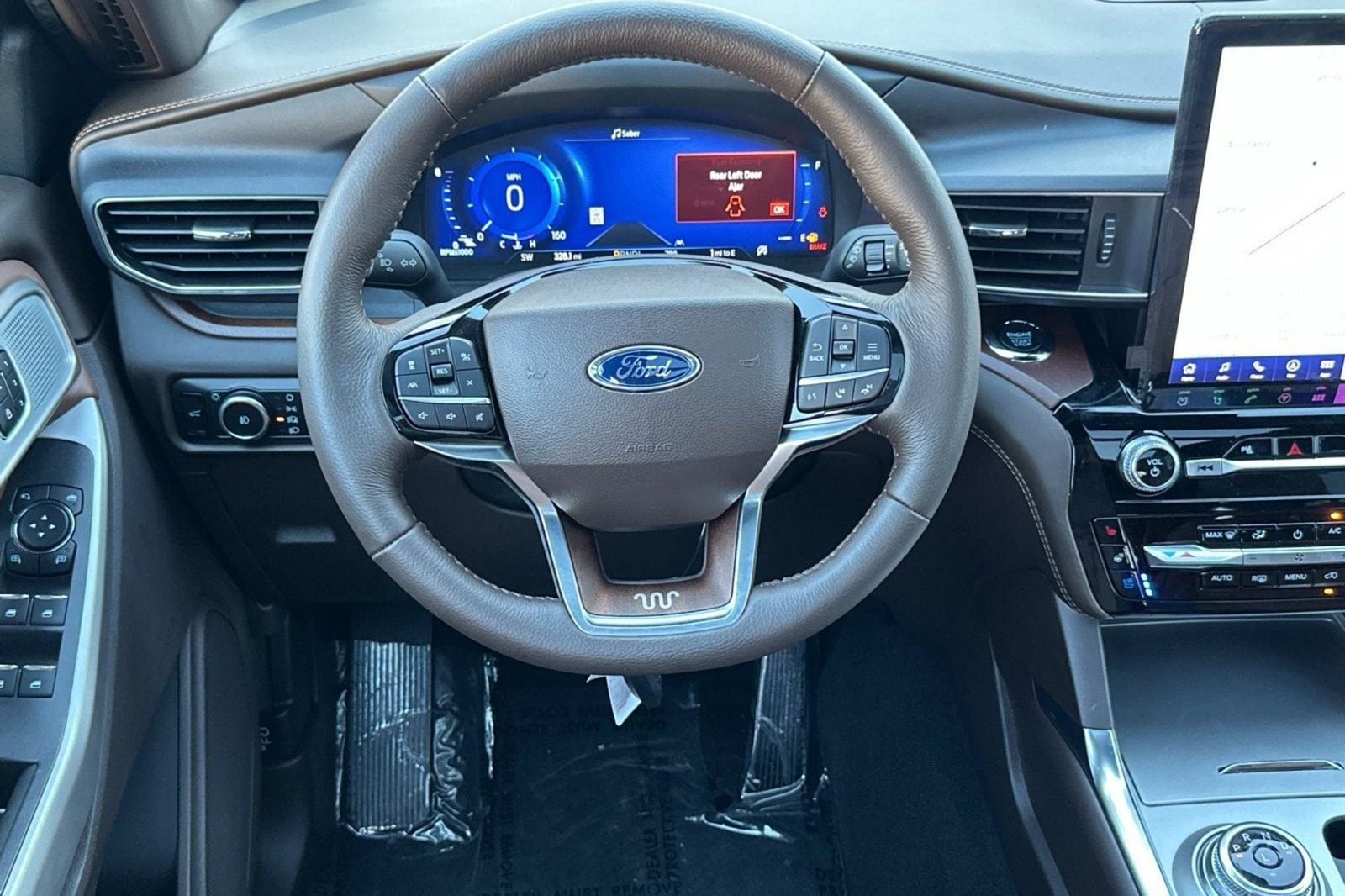 New 2024 Ford Explorer King Ranch w/ Technology Package RWD image 18
