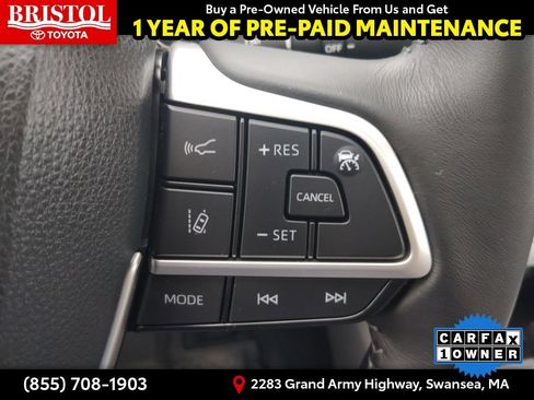 Used 2023 Toyota Highlander XLE AWD/4WD image 30