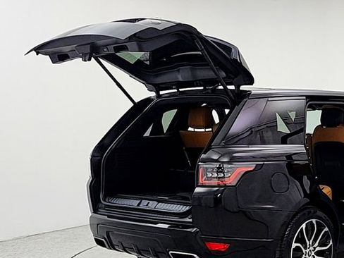 Used 2020 Land Rover Range Rover Sport HSE Dynamic image 11