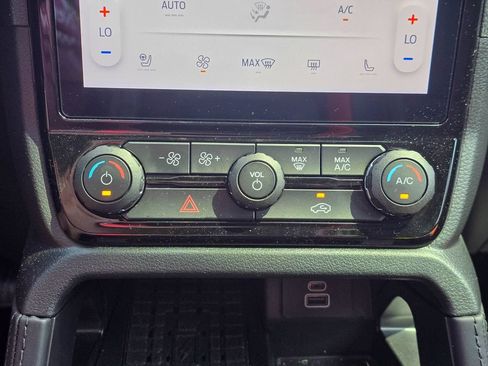 Used 2025 Ford Ranger Raptor AWD/4WD image 16