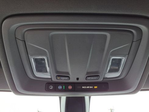 Used 2021 GMC Sierra 1500 Elevation RWD image 12
