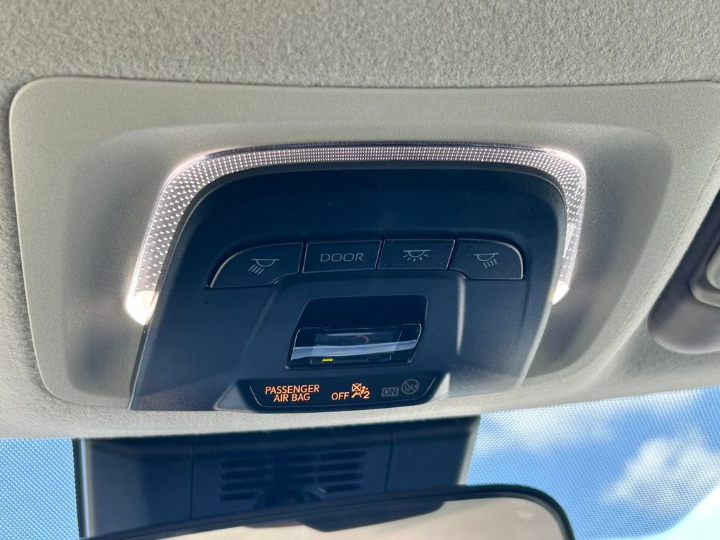 Certified 2025 Toyota Corolla LE FWD image 18