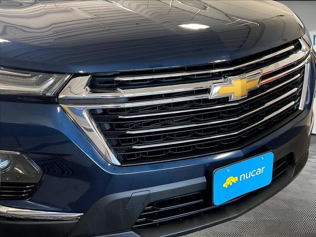 Used 2023 Chevrolet Traverse LT AWD/4WD image 32