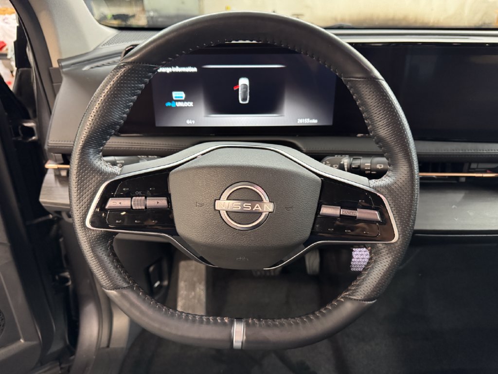 Used 2023 Nissan Ariya FWD image 18
