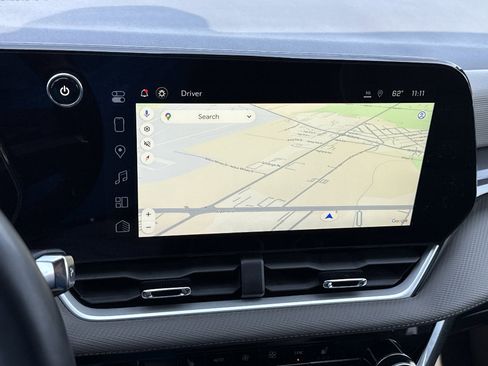 Used 2025 Chevrolet Equinox LT w/ Convenience Package II FWD image 32