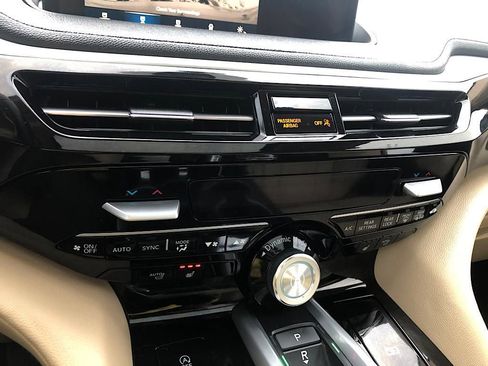 Certified 2023 Acura MDX SH-AWD image 25