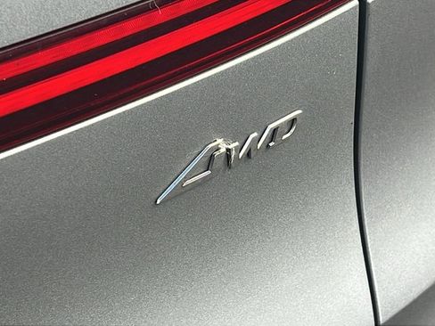 Used 2022 Genesis GV70 2.5T w/ Sport Prestige Package image 19