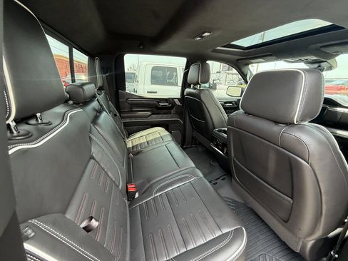 Used 2024 GMC Sierra 1500 AT4X w/ AT4X AEV Edition AWD/4WD image 4