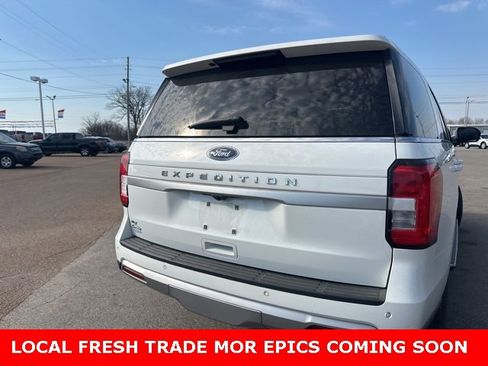 Used 2022 Ford Expedition XLT image 15