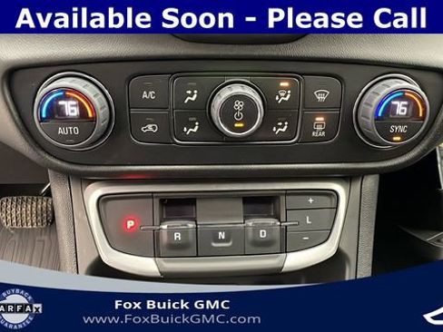 Used 2023 GMC Terrain SLT w/ LPO, Floor Liner Package image 24