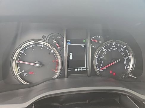 Used 2024 Toyota 4Runner TRD Off-Road image 21