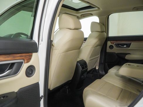 Used 2020 Honda CR-V Touring image 39