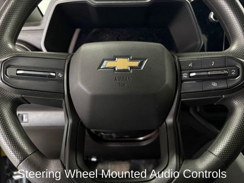 Used 2023 Chevrolet Colorado W/T RWD image 16