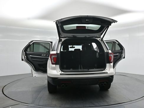 Used 2018 Ford Explorer Sport image 34