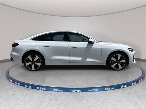 New 2025 Audi A5 2.0T Premium image 3
