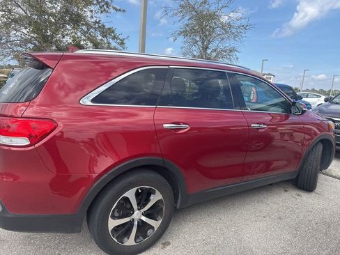 Used 2017 Kia Sorento EX w/ EX Advanced Touring Package image 11