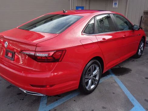 Used 2020 Volkswagen Jetta R-Line FWD image 4