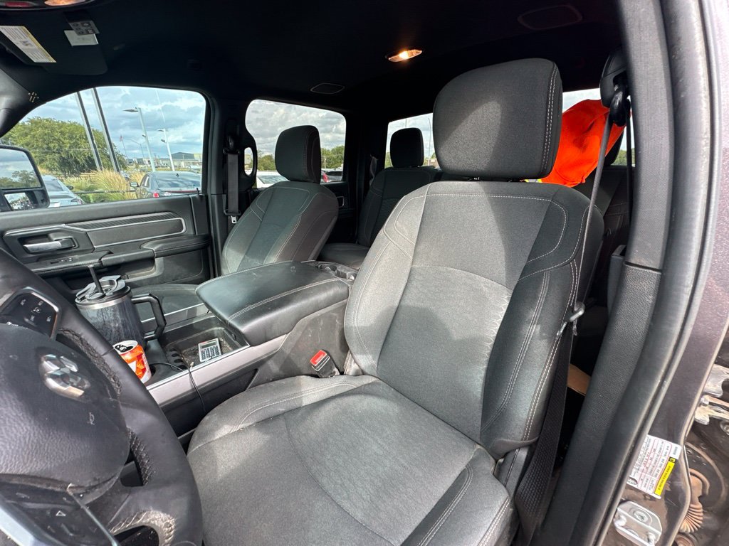 Used 2025 RAM 3500 Big Horn AWD/4WD image 10