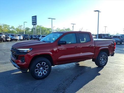 Used 2023 Chevrolet Colorado Z71 w/ Z71 Convenience Package 2 AWD/4WD image 11