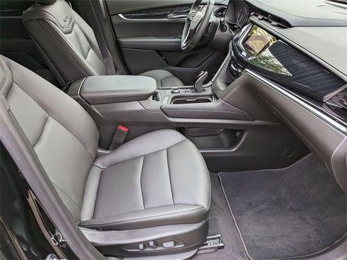 New 2025 Cadillac XT6 Premium Luxury image 26