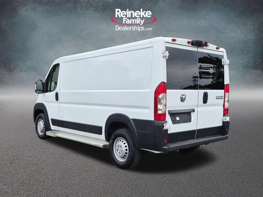 Used 2025 RAM ProMaster 2500 w/ U-Haul Equipment Group FWD image 9