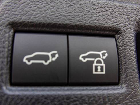 New 2026 Subaru Solterra Premium image 40