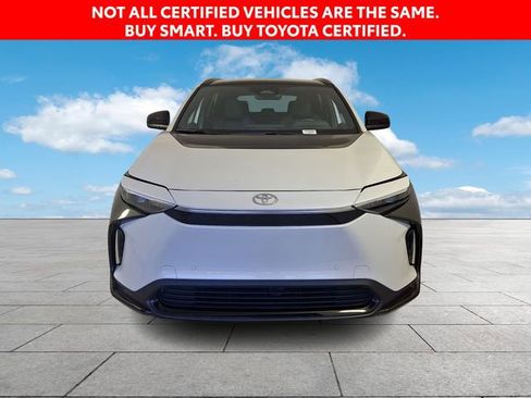 Used 2024 Toyota bZ4X AWD image 3