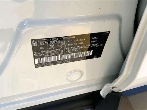 Used 2018 Toyota RAV4 XLE image 36