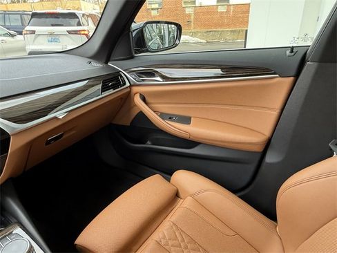 Certified 2023 BMW 530i xDrive w/ Convenience Package image 16