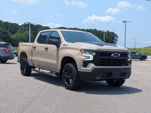 Used 2022 Chevrolet Silverado 1500 LT Trail Boss w/ Protection Package AWD/4WD image 7