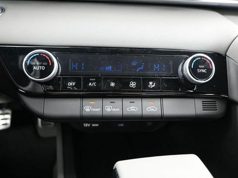 New 2025 Hyundai Elantra Sport image 15