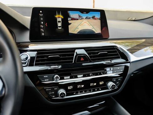 Used 2018 BMW 530i RWD image 35