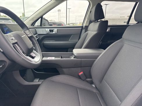 New 2026 Hyundai Santa Fe SE image 19