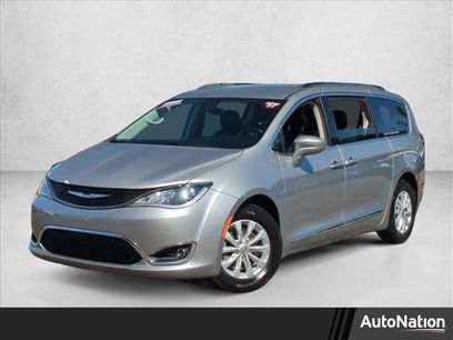 Used 2017 Chrysler Pacifica Touring-L