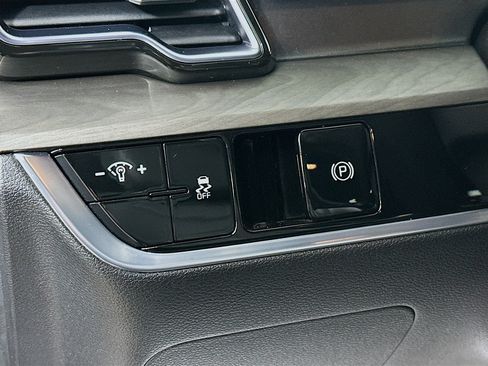 Certified 2023 Kia Sportage X-Line image 10