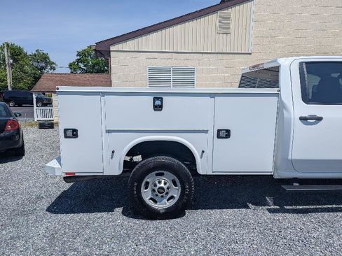 Used 2024 Chevrolet Silverado 2500 W/T w/ WT Convenience Package AWD/4WD image 10