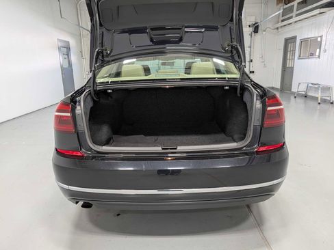 Used 2019 Volkswagen Passat 2.0T Wolfsburg w/ Wheels & Sunroof Package FWD image 40
