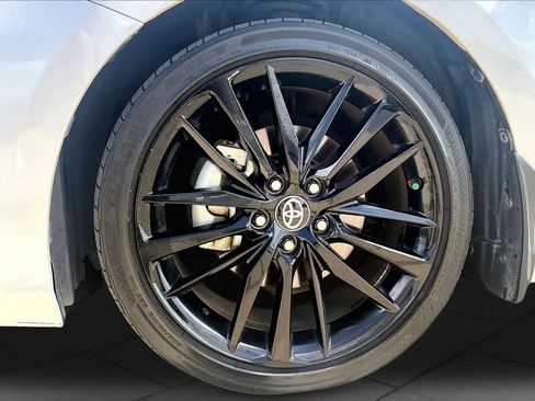 Used 2023 Toyota Camry XSE FWD image 11