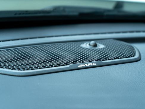 Used 2024 RAM 2500 Big Horn w/ Sport Appearance Package image 16