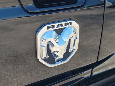 Used 2022 RAM 1500 Limited AWD/4WD image 9